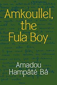 1900年生于法属西非，马里作家阿马杜Hampâté Bâ是二十世纪非洲法语区文学的杰出人物之一。在Amkoullel，富拉男孩Bâ以惊人的细节讲述了他的青年时代的故事，背景是富拉和图库勒尔人民之间的战争以及法国殖民主义的建立。作为一个讲故事的大师，Bâ讲述了他生命中的关键时刻，以及他强大而庞大的家庭的生活，从他第一次遇到白人指挥官，到他继父的酷刑监禁，再到他被迫进入法国学校。他还描绘了法国殖民主义鼎盛时期之前的一个更宏大的故事:种族间的冲突，殖民学校和伊斯兰教育之间的冲突，以及非洲土著中间人和翻译在殖民行政管理中发挥的核心作用。Amkoullel的《富拉男孩》引人入胜，充满小说色彩，是对一个面临殖民主义剧变的转型中的个人和社会的无与伦比的演绎。
