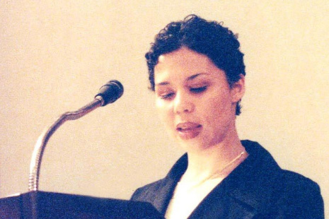 安吉拉·尤因-博伊德2001年在卡罗莱纳呐喊
