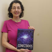 帕蒂·马里内利和她的新西班牙语教材《Conectados