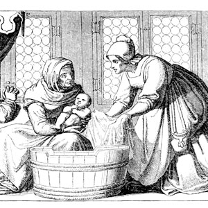中世纪时期，助产士为出生后的新生儿洗澡的黑白插图